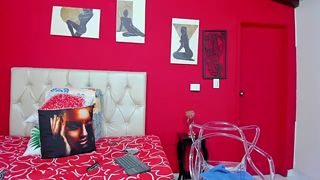 Rebecca_Milf webcam