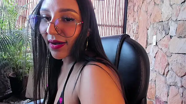 Victoria_Gonzalez webcam