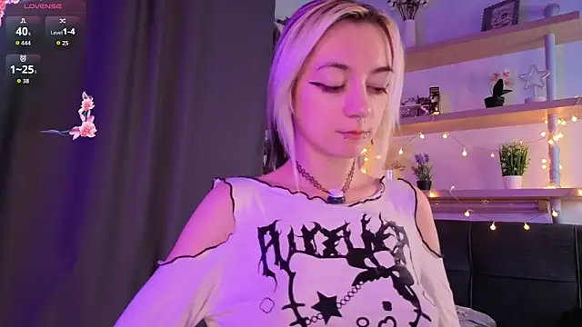 TristaRoht webcam