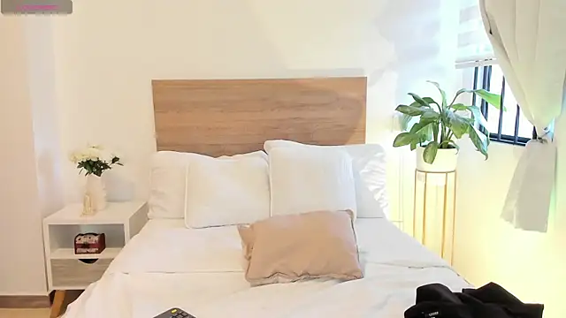 Lea_Joness webcam