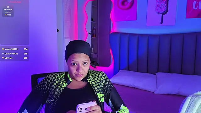 Aria_Russo webcam