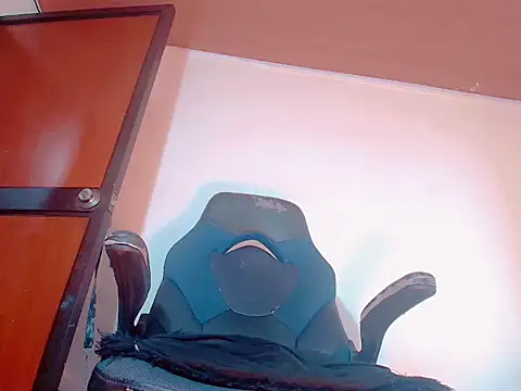 latinhott23 webcam