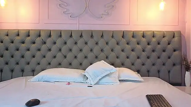 charlotte_onfire webcam
