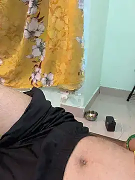 Cute_maari webcam