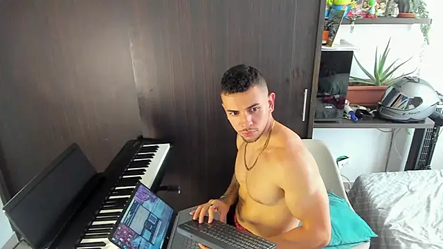 logan_smith webcam