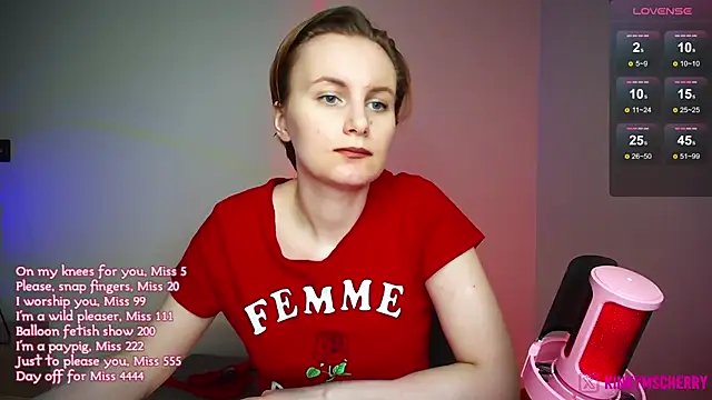 KinkyMissCherry webcam