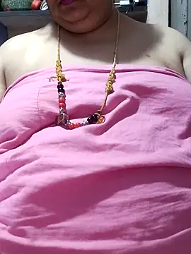 tamilthanushri webcam
