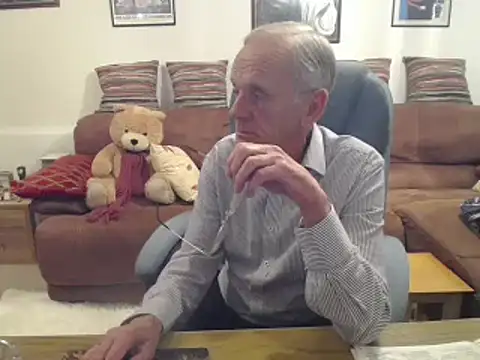 ferret7777 (M grandpa) - for you guys to enjoy me and vice versa