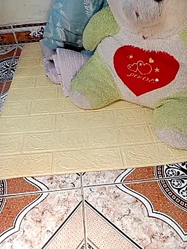 Zuzu-Asia webcam