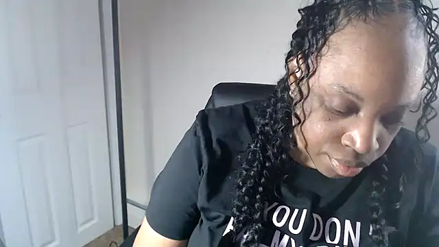 Sexymona1218 webcam