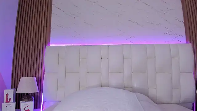 isabella_whiithe webcam