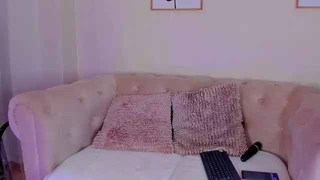 Emilly_Beaumont webcam