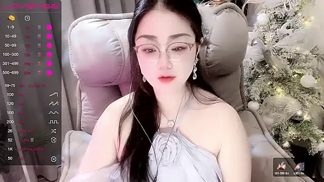 Monica-666888- webcam