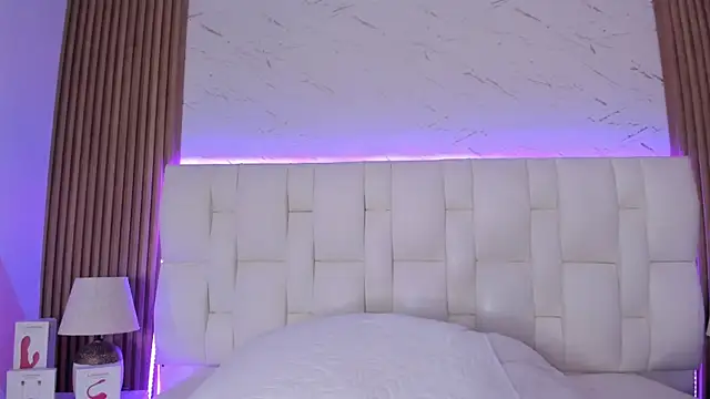 isabella_whiithe webcam