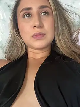 VictoriaWhitmore webcam