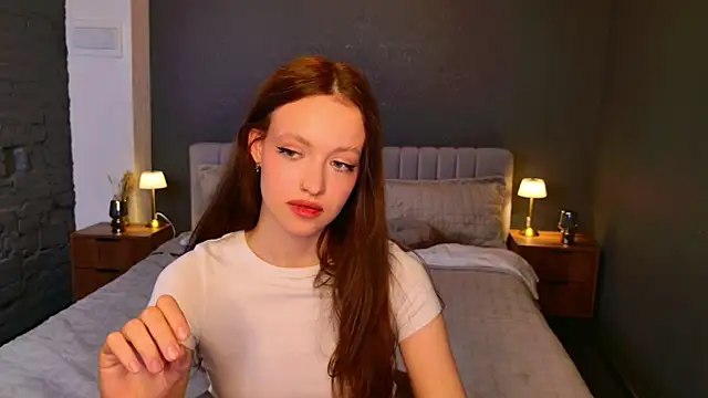 SallyPinkman webcam