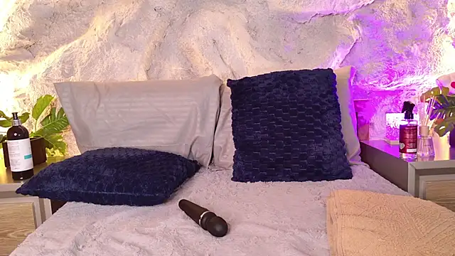 bella_mush webcam