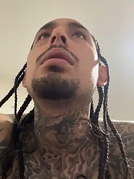 Longmoney444 webcam