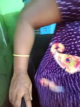Tamilselviroja- webcam