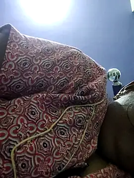 yamini1431 webcam