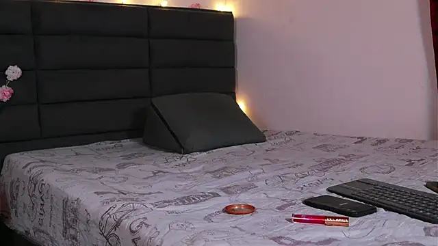 kathieandpovcock1 webcam