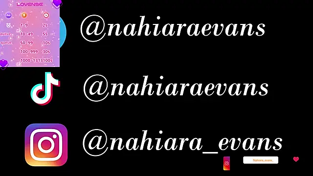 NahiaraEvans_ webcam