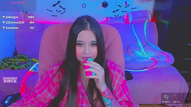 Lolisuccub webcam