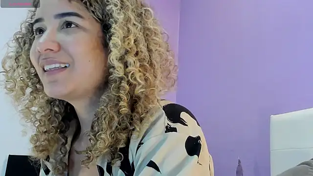 Charlotte11-11 webcam