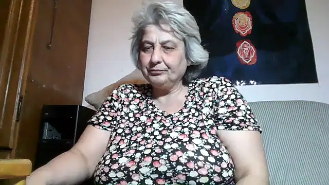ExquisiteMature webcam