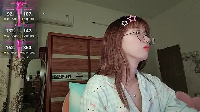 Lili_666 webcam