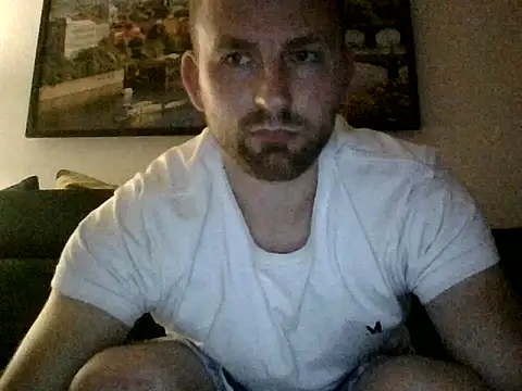 mikhael999 webcam