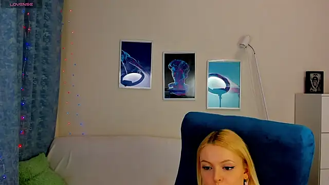 KatherineePierce webcam