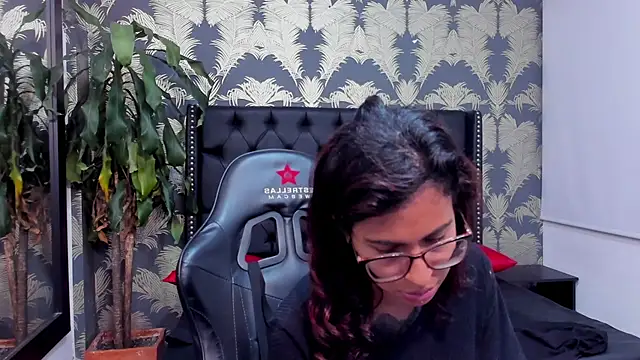 Emily_Lopera webcam