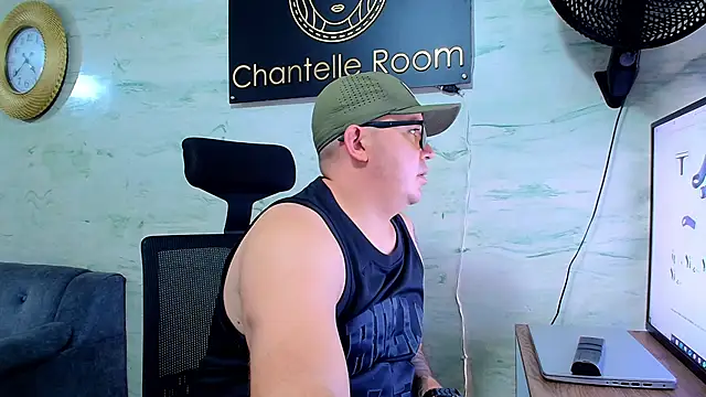 maximo_daddy webcam