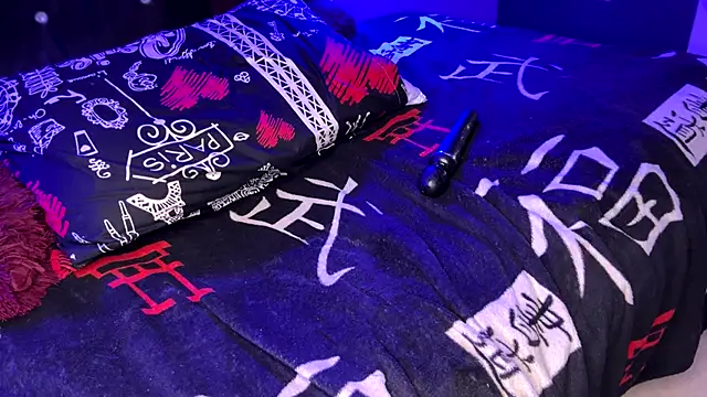 Karim_mansur webcam