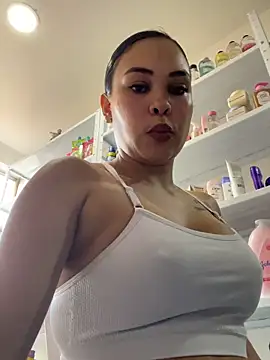  FOX_LATINA chat room