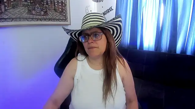 Ivette_Shaira webcam