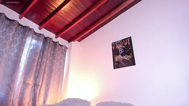 Nina_Fuentes webcam