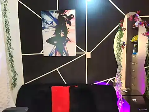 LUCYMILF_SEXY webcam