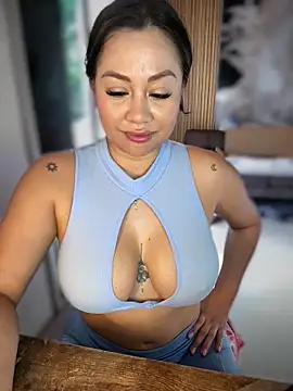 ValeryGrey webcam