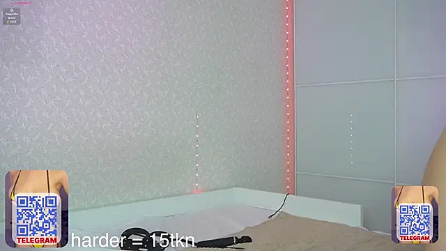 cream_fucks webcam