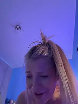 AnastasiaAniess webcam