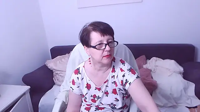 christarose (F mature) - monkey dance,naked