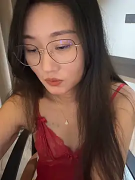 美女AnnieLi888在线直播