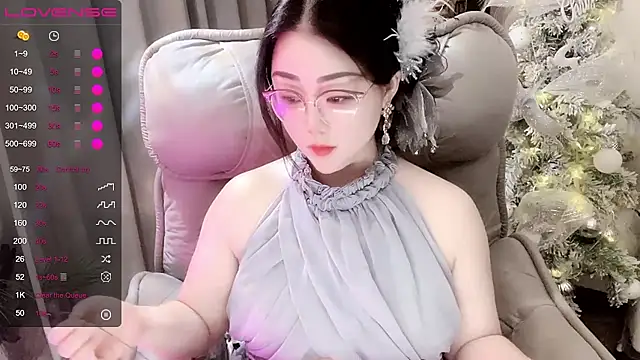 Monica-666888- webcam