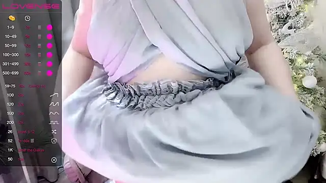 Monica-666888- webcam