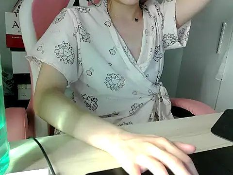 lucienguyen webcam