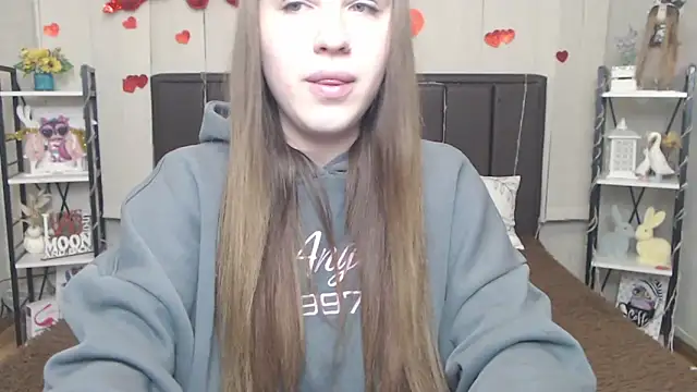 LauraHlot webcam
