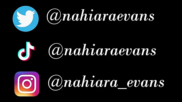 NahiaraEvans_ webcam