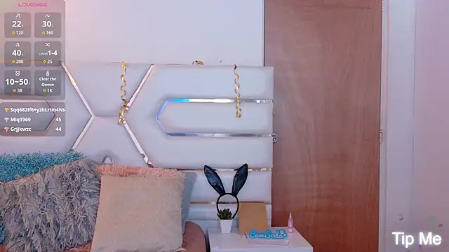 miiaa_collins_ webcam